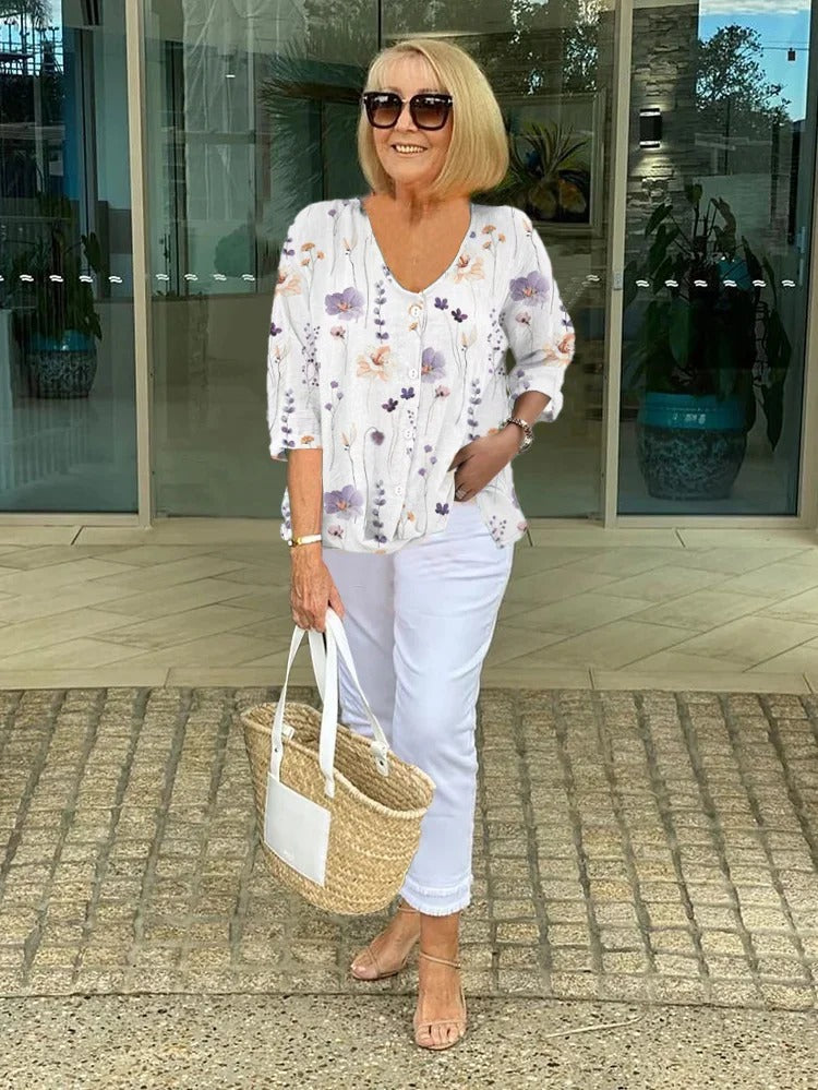 Anora – Elegant Floral Blouse