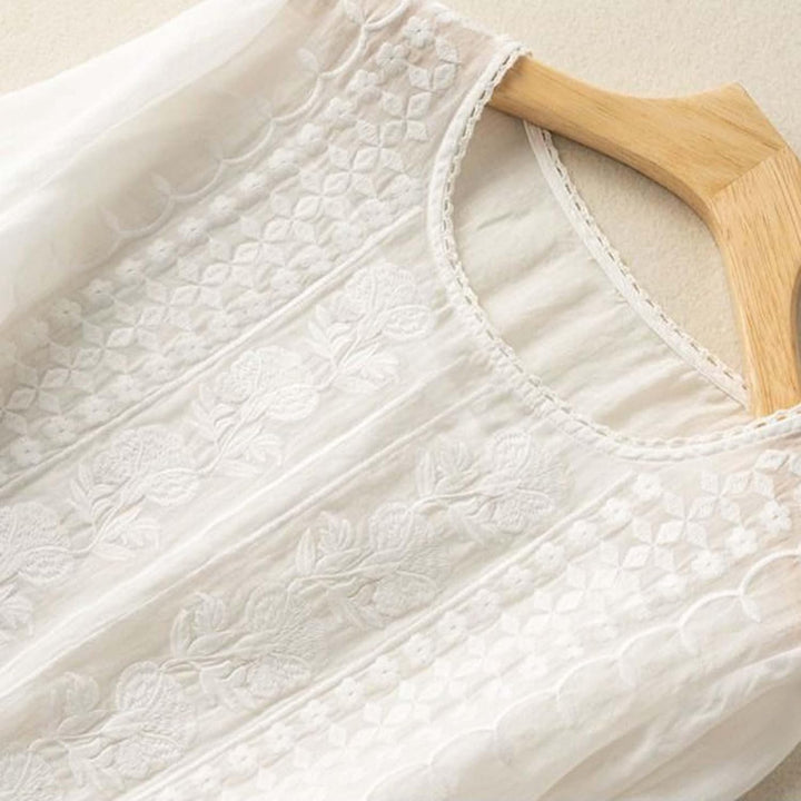 Claire’s | Conscious Embroidered Blouse