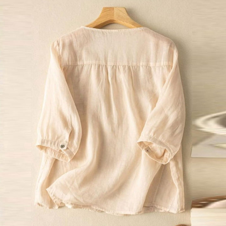 Claire’s | Conscious Embroidered Blouse