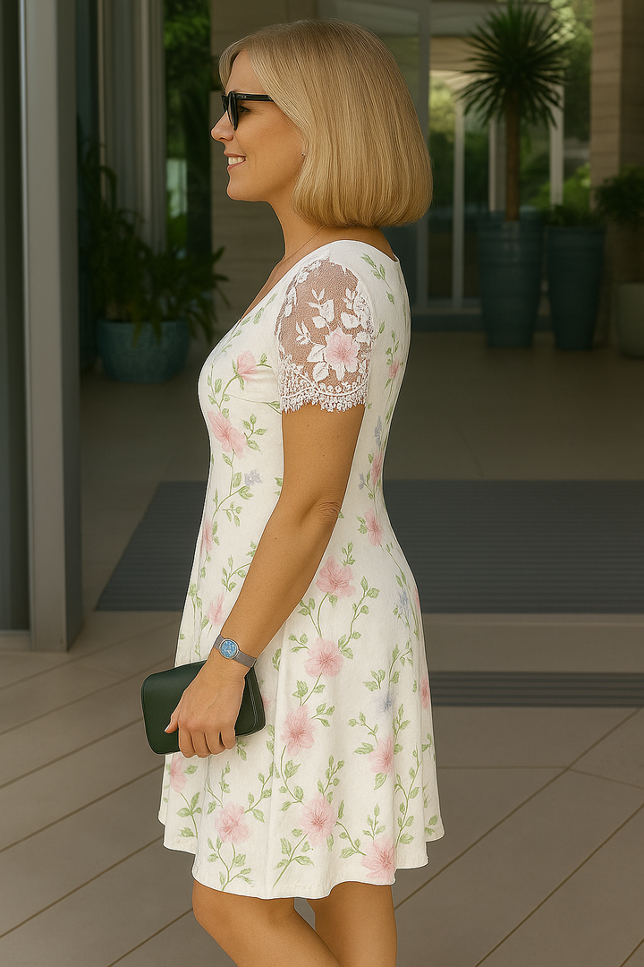Carol - Comfortable Midi Dress with Lace Details