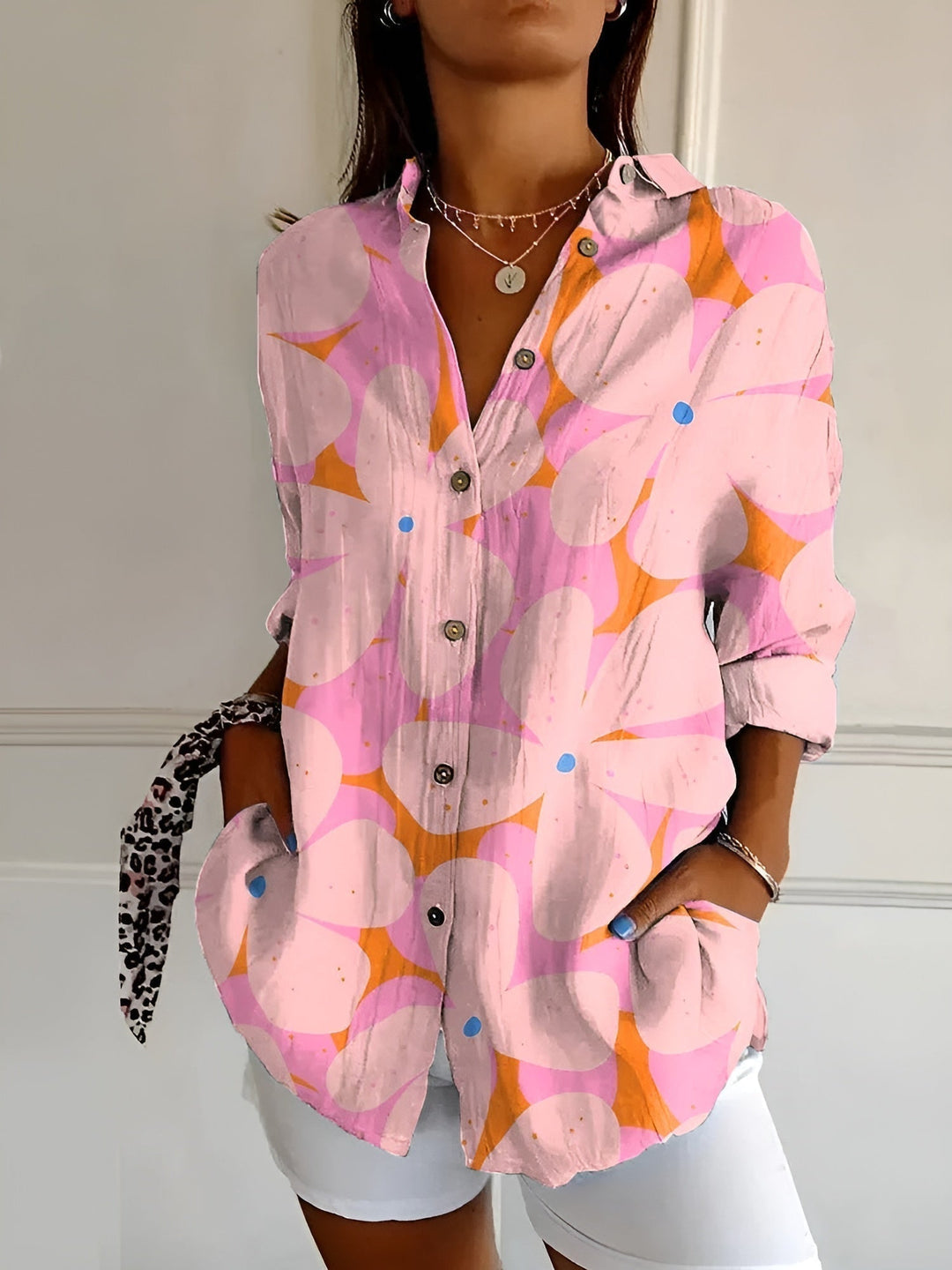 WILLOW | FLOWING BUTTON-UP BLOUSE WITH ELEGANT TUMMY COVERAGE
