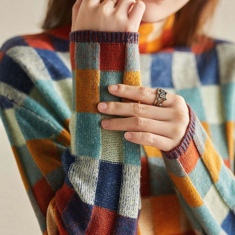 Yvette™ - LUXURIOUS WARMER PULLOVER WITH ARTISTIC INSPIRATION